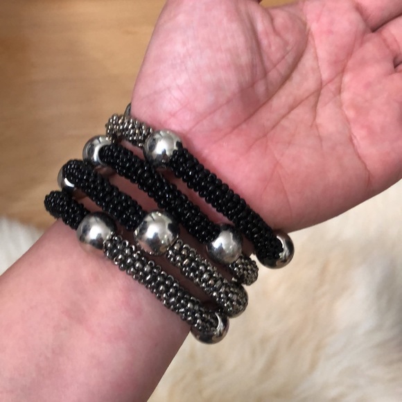 Fashionable bracelet - Picture 3 of 3